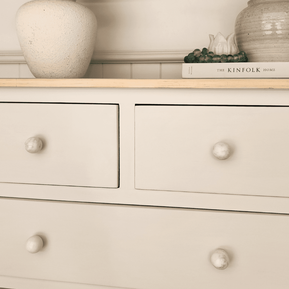 marble decorative knob with modern decor