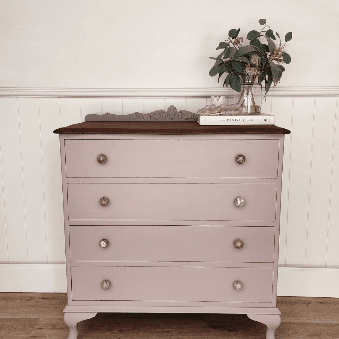 White Solid Marble Decorative Knob with boho style furniture