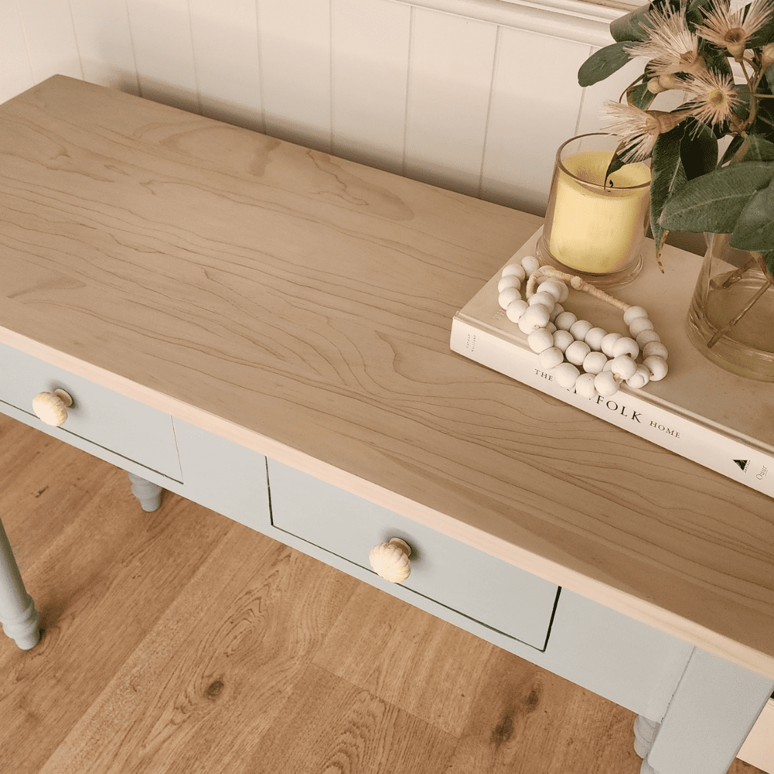 Bone hardware knob with coastal side table