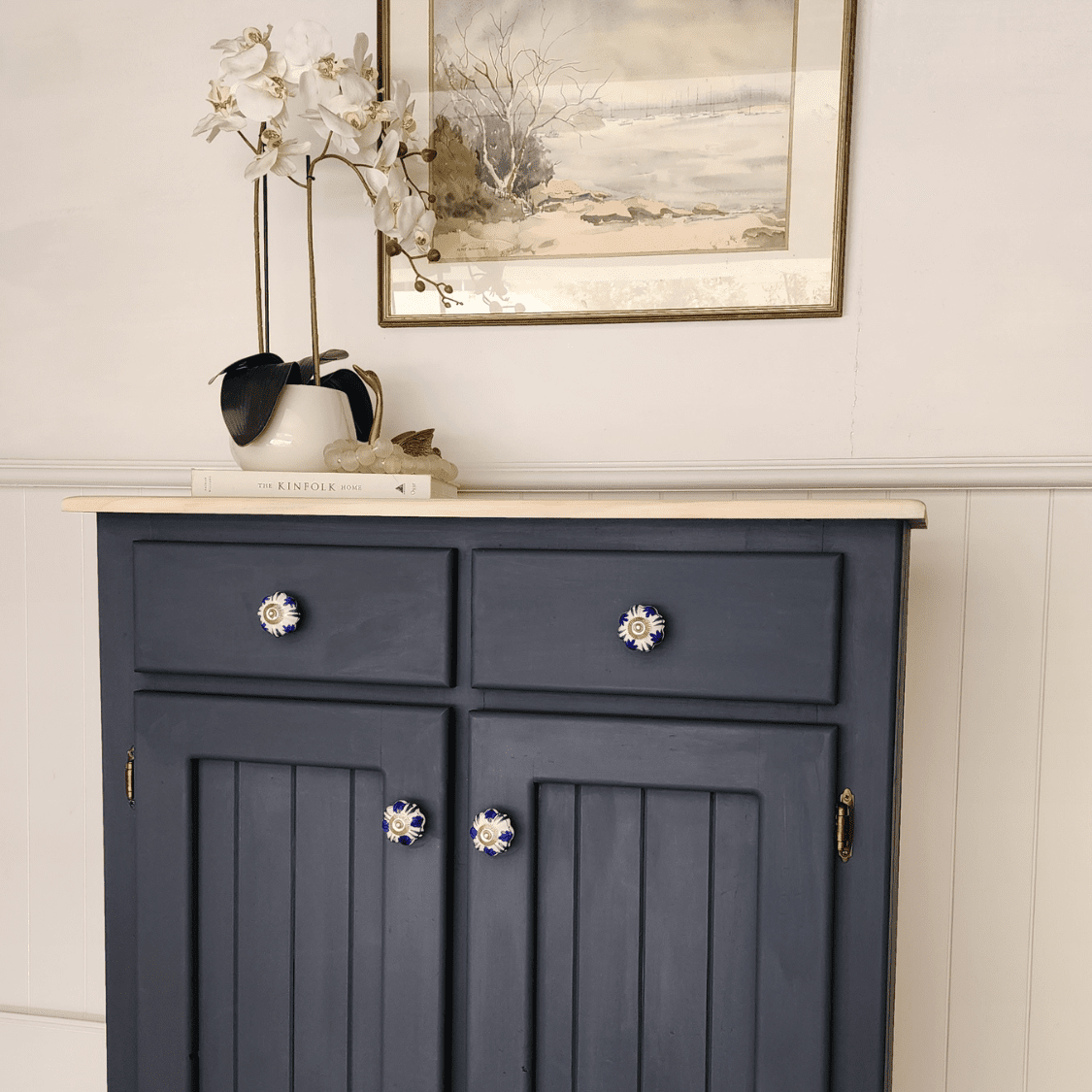 Floral Ceramic Knob with hamptons furniture