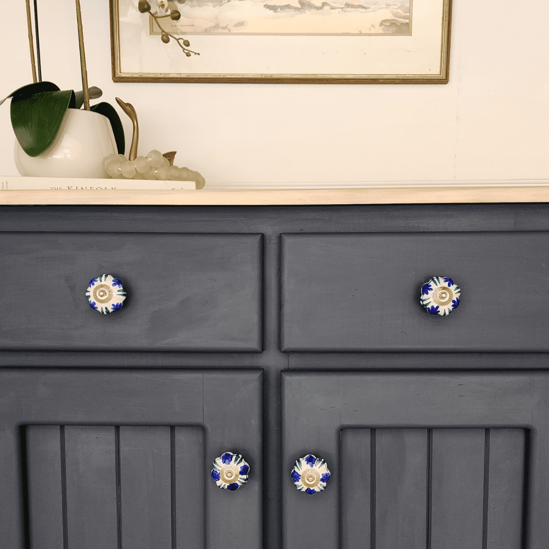 Floral Ceramic Knob with hamptons furniture